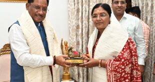 मुख्यमंत्री श्री साय से केंद्रीय महिला एवं बाल विकास राज्य मंत्री श्रीमती सावित्री ठाकुर ने की सौजन्य मुलाकात