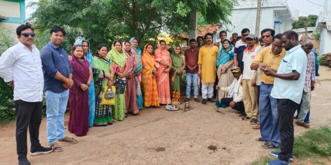 श्रीमती प्रतिभा चौधरी जी नपाध्यक्ष बालोद ने शहर के विभिन्न वार्ड में किया भूमि पूजन…..